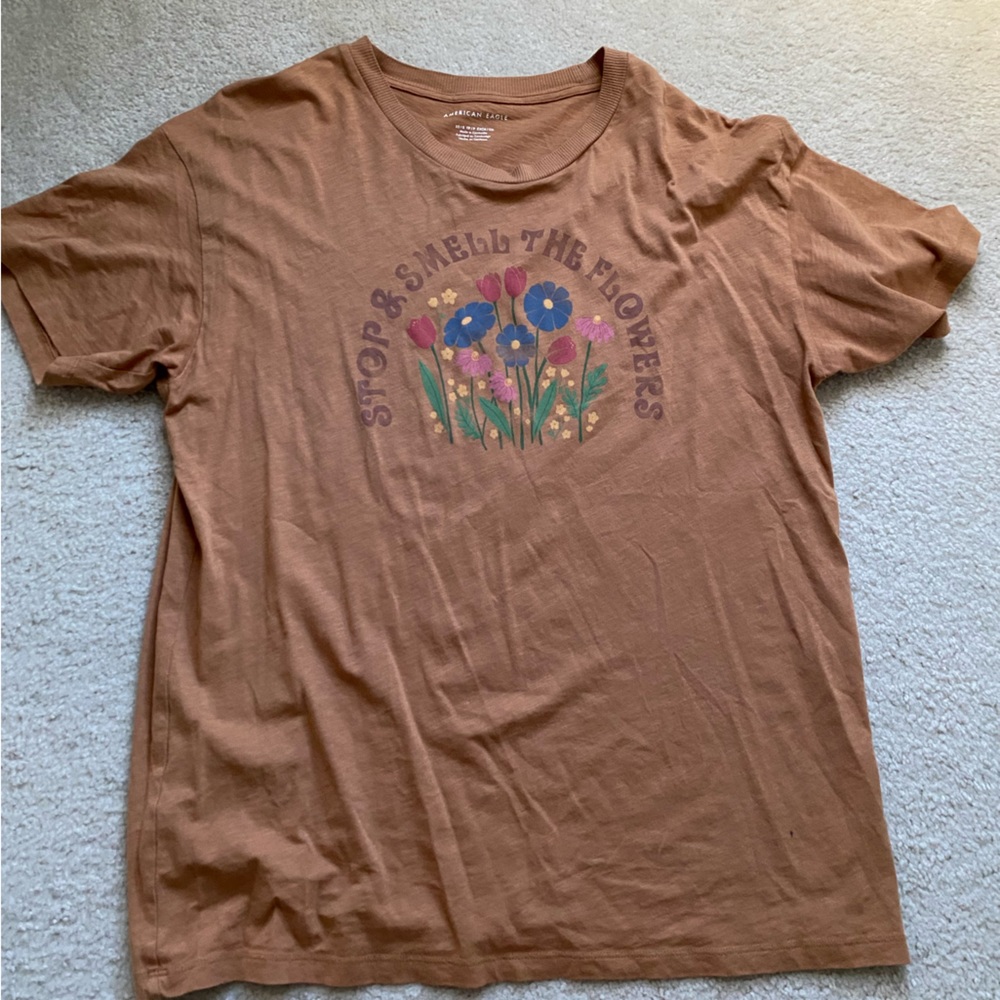 (NWOT) American Eagle t-shirt